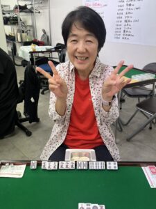 栗田 かおる　四暗刻　10月6日　世田谷支部