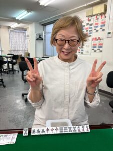 天明 近子　四暗刻　10月24日　目黒支部