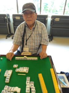 判治 哈爾彦　四暗刻　6月22日　八王子まつまる